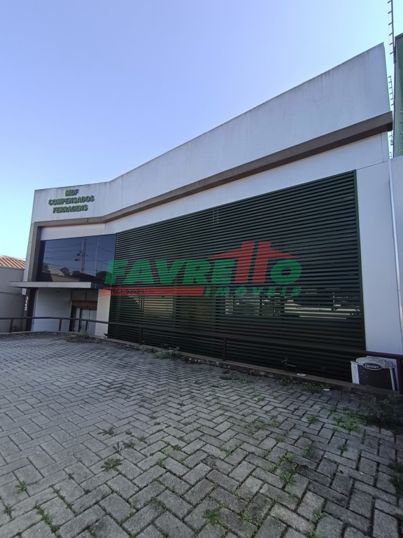 Loja para alugar em Santo Inacio, Curitiba — Portal Chave Fácil