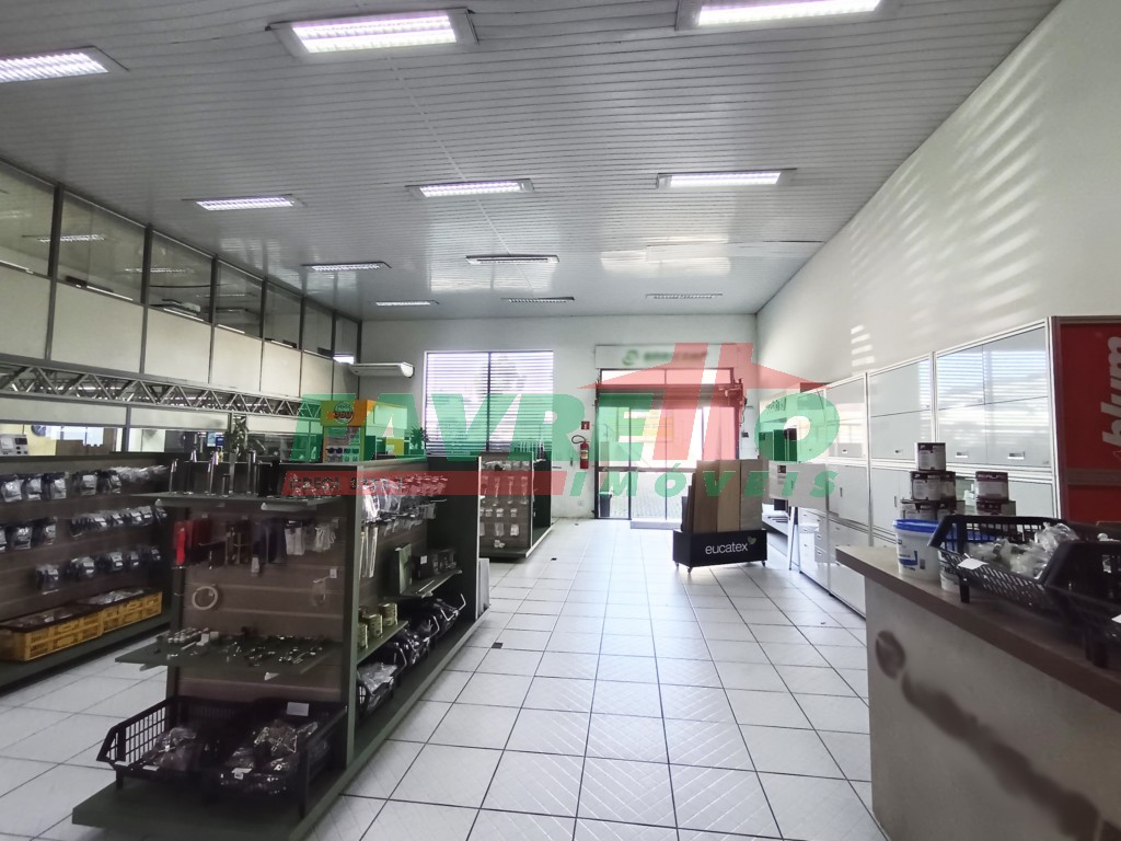 Loja para alugar em Santo Inacio, Curitiba — Portal Chave Fácil