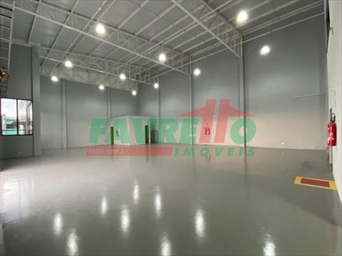 Barracão para locacao no Umbara em Curitiba com 1.165,86m² por R$ 37.000,00