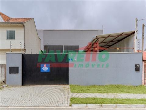 Barracão para locacao no Umbara em Curitiba com 225,00m² por R$ 10.000,00