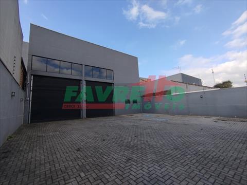 Barracão para locacao no Umbara em Curitiba com 225,00m² por R$ 10.000,00