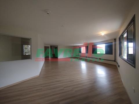Loja para locacao no Reboucas em Curitiba com 275,00m² por R$ 7.000,00