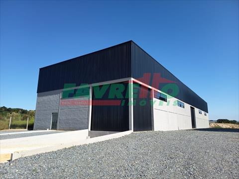 Barracão para locacao no Eucaliptus em Fazenda Rio Grande com 909,60m² por R$ 24.000,00