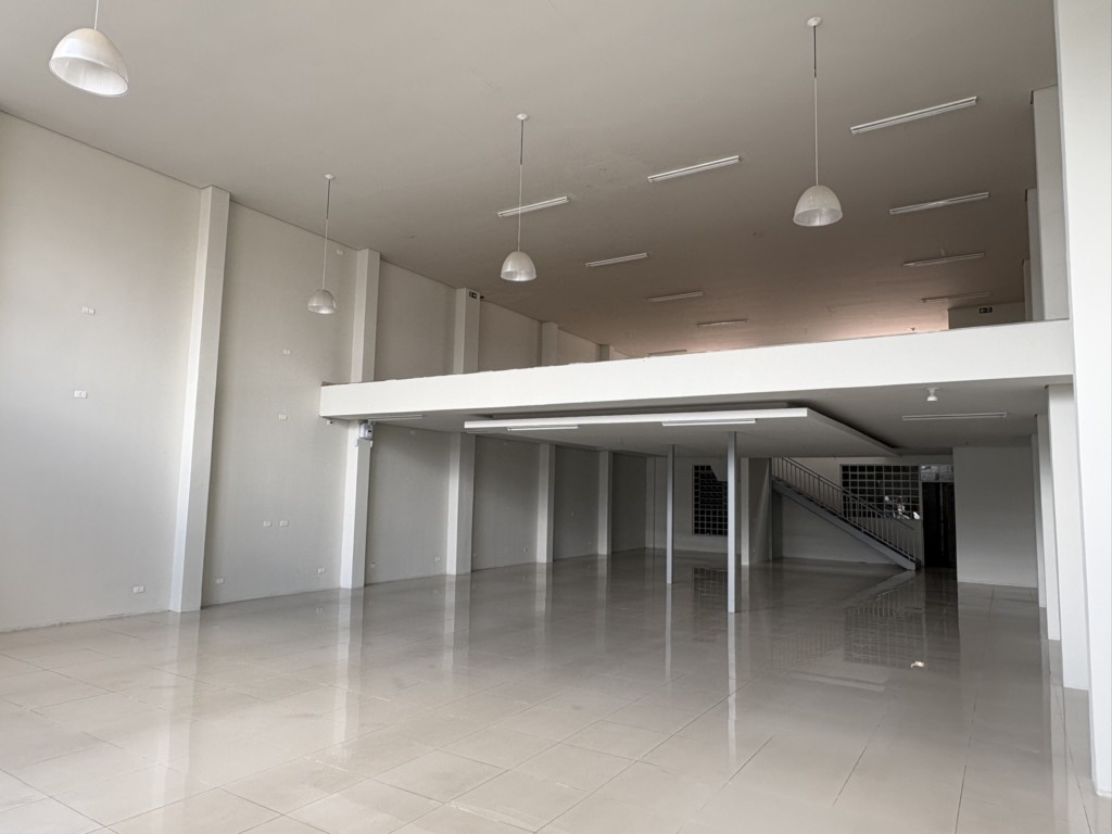 Ponto Comercial/Loja para alugar em Fazendinha, Curitiba — Portal Chave Fácil