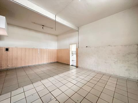 Apartamento para locacao no Portao em Curitiba com 80m² por R$ 900,00