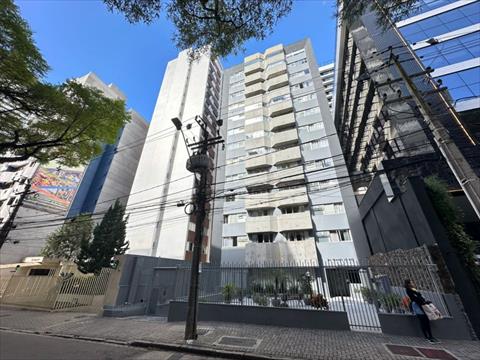 Apartamento para locacao no Centro em Curitiba com 81m² por R$ 2.900,00