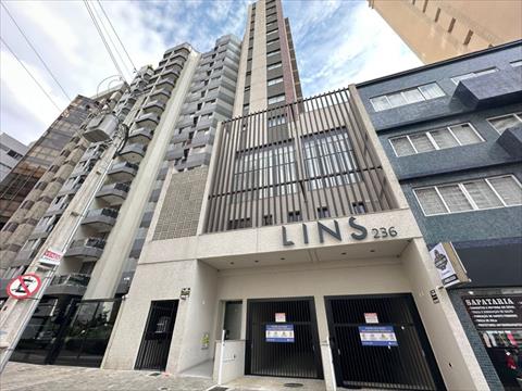 Apartamento para locacao no Centro em Curitiba com 26m² por R$ 2.800,00