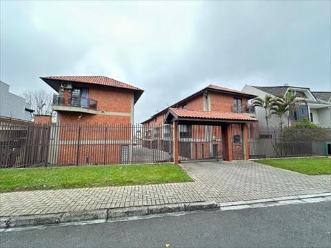 Sobrado para venda no Capao Raso em Curitiba com 128m² por R$ 615.000,00