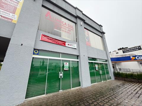 Loja para locacao no Centro em Quatro Barras com 200m² por R$ 10.000,00