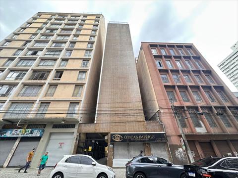 Apartamento para locacao no Centro em Curitiba com 69m² por R$ 750,00