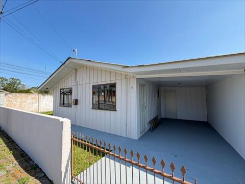 Casa Residencial para locacao no Santa Felicidade em Curitiba com 80m² por R$ 1.500,00