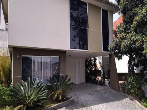 Casa Residencial para locacao no Guaira em Curitiba com 250m² por R$ 8.500,00