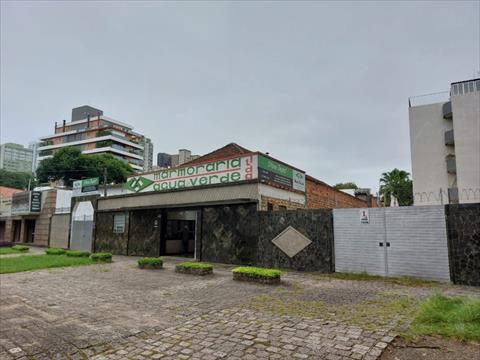 Barracão_galpão para locacao no Agua Verde em Curitiba com 1.200m² por R$ 50.000,00