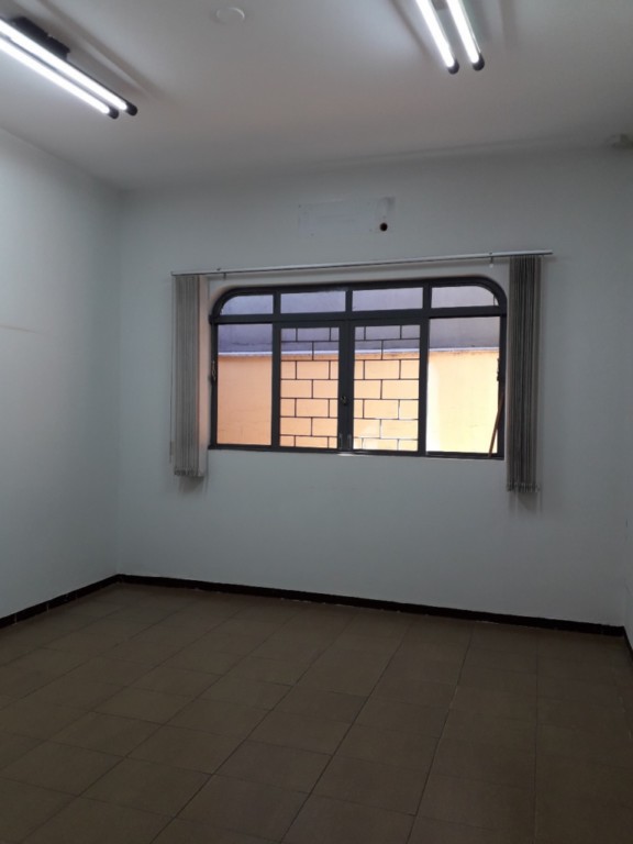 Casa Comercial para locacao no Zona 01 em Maringa com 574m² por R$ 8.000,00