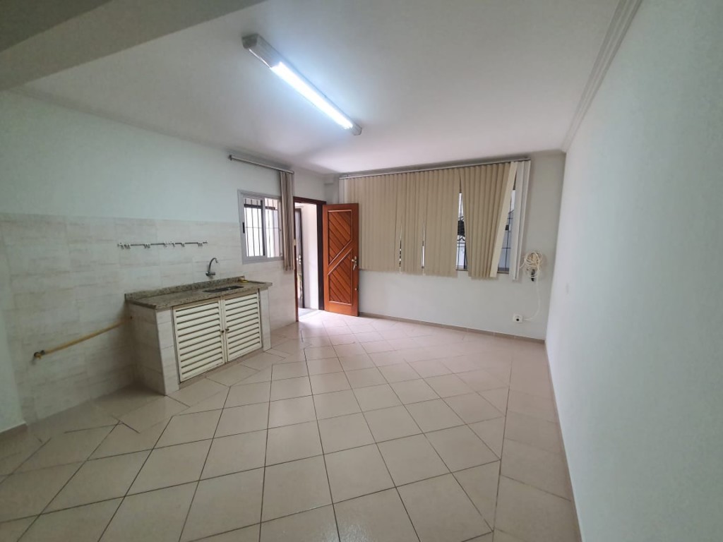 Apartamento para locacao no Zona 07 em Maringa com 50m² por R$ 1.100,00