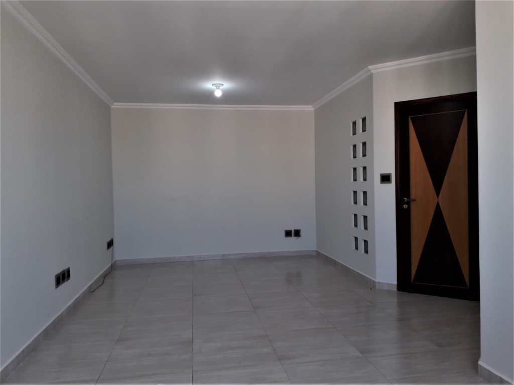 Cjto Comercial/sala para locacao no Zona Armazem em Maringa com 0m² por R$ 1.800,00