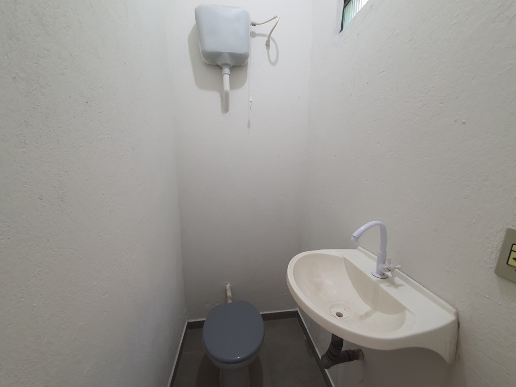Cjto Comercial_sala para locacao no Zona 07 em Maringa com 18m² por R$ 700,00