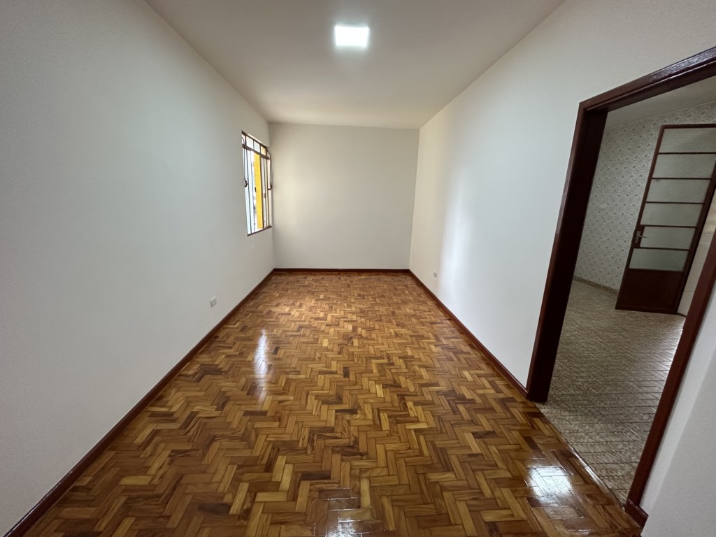 Apartamento para locacao no Zona 01 em Maringa com 132m² por R$ 1.900,00