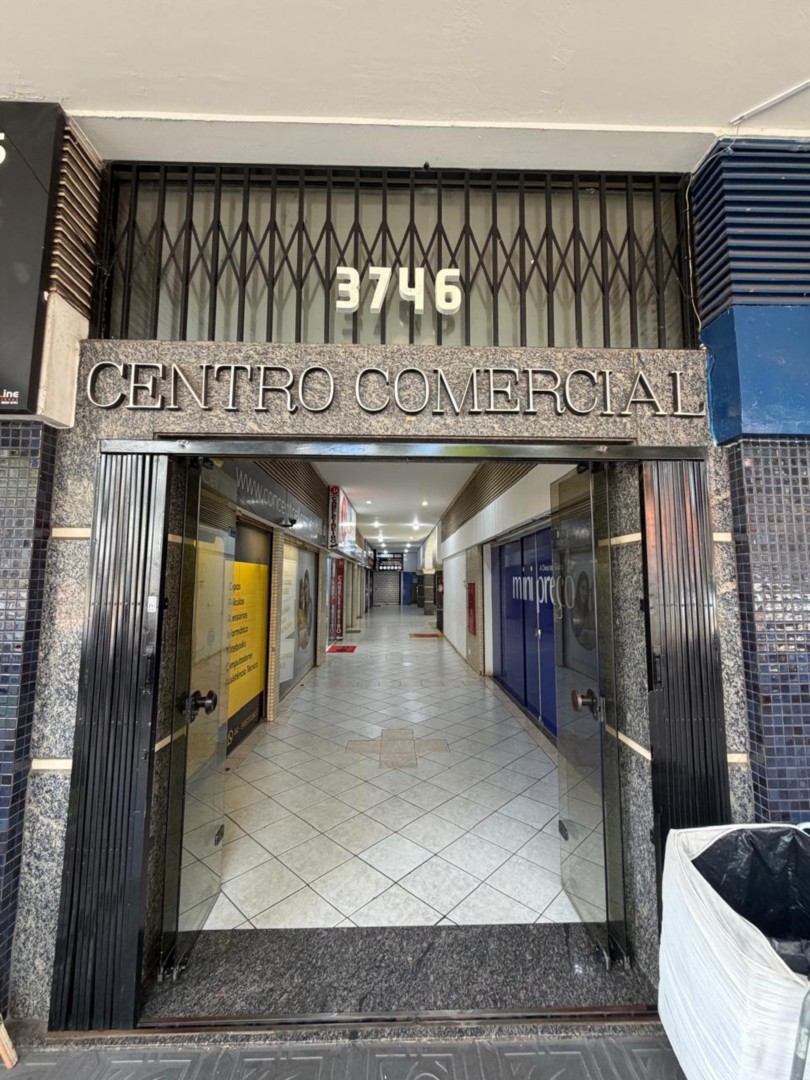 Cjto Comercial/sala para locacao no Zona 01 em Maringa com 29m² por R$ 400,00