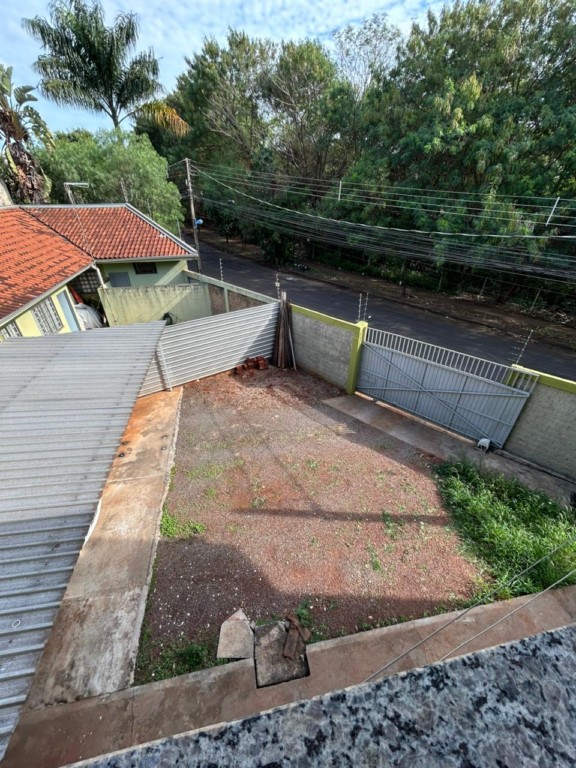 Apartamento para locacao no Jardim Pinheiros III em Maringa com 80m² por R$ 1.600,00