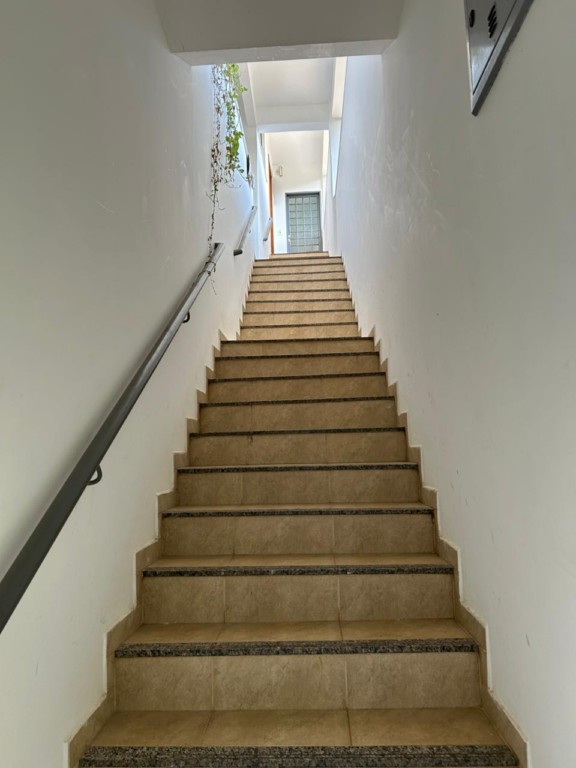 Apartamento para locacao no Jardim Pinheiros III em Maringa com 80m² por R$ 1.600,00