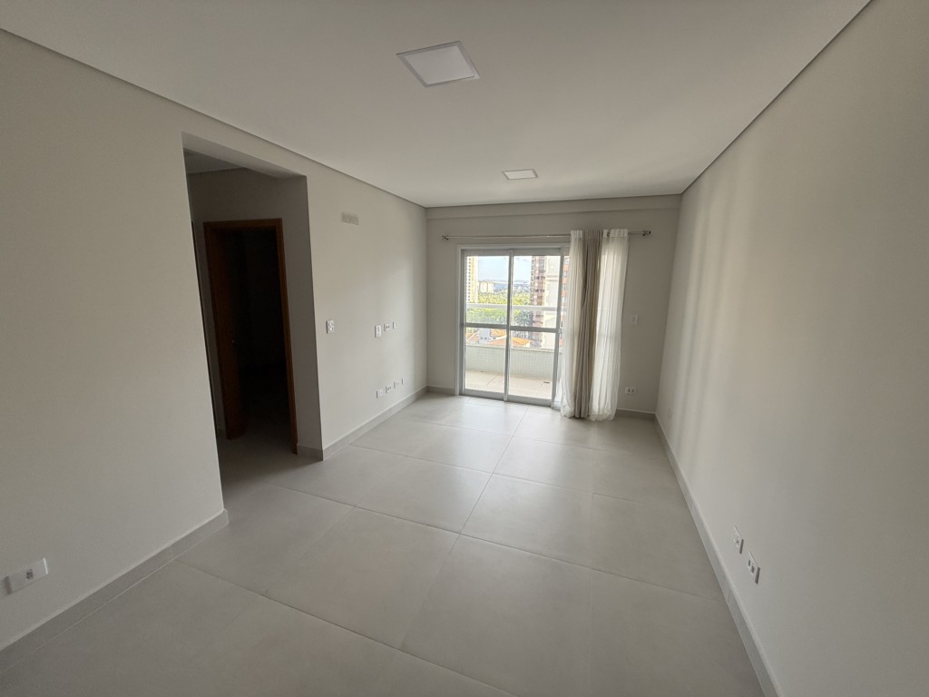 Apartamento para locacao no Zona 01 em Maringa com 132m² por R$ 3.100,00
