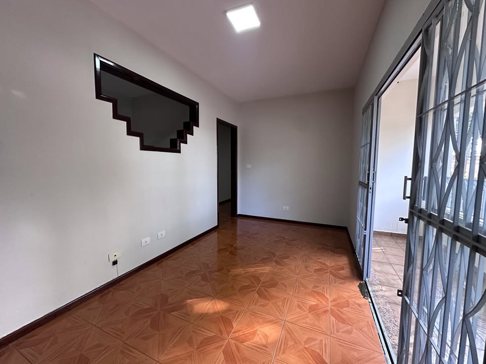 Sobrado para locacao no Jardim Canada em Maringa com 408,8m² por R$ 3.000,00