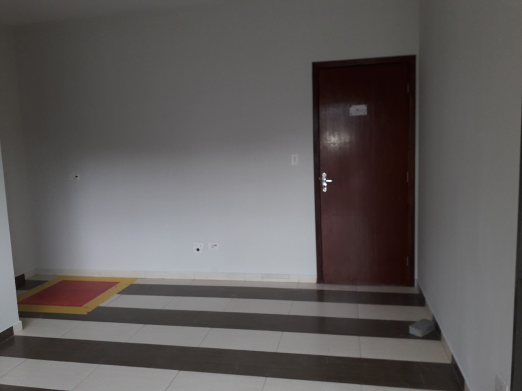 Barracão/galpão para locacao no Parque das Laranjeiras em Maringa com 340m² por R$ 5.500,00