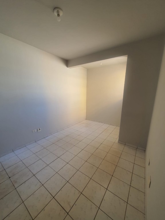 Cjto Comercial/sala para locacao no Zona 01 em Maringa com 45m² por R$ 1.200,00
