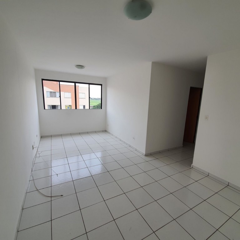 Apartamento para venda no Vila Marumby em Maringa com 98,98m² por R$ 300.000,00