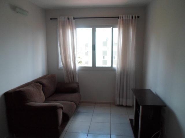 Apartamento para locacao no Zona 07 em Maringa com 78m² por R$ 1.400,00