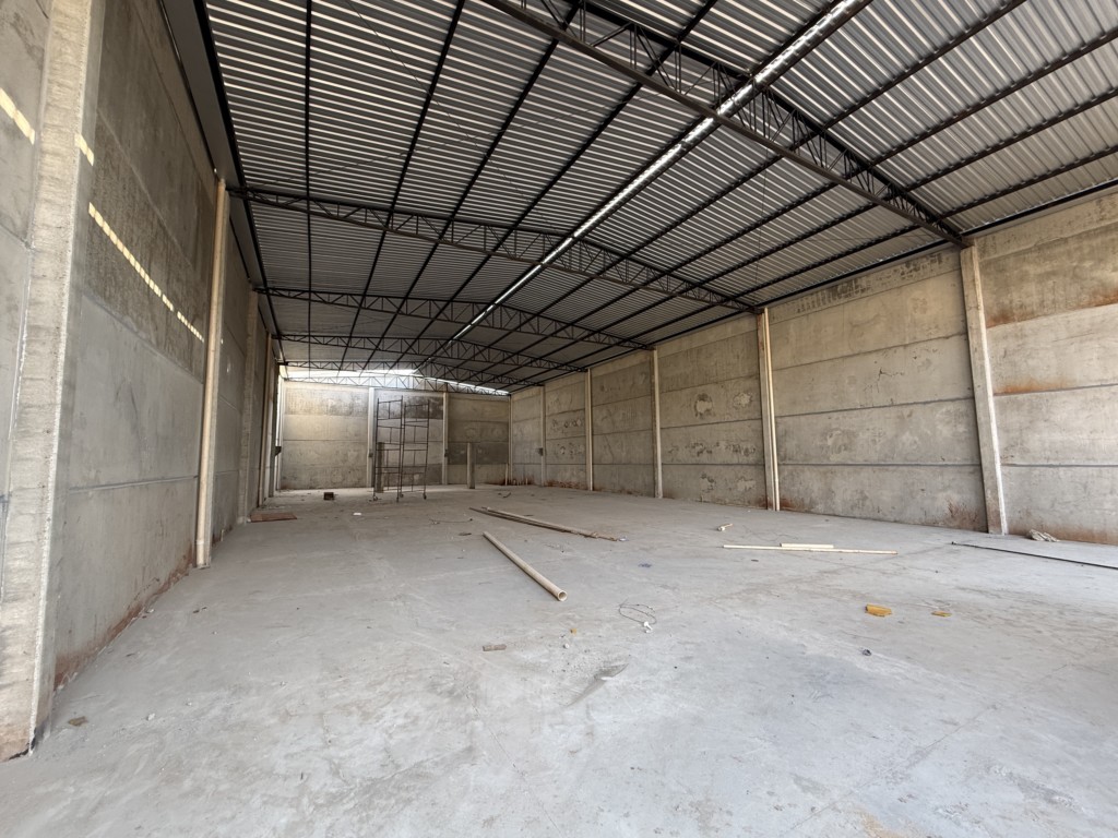 Barracão_galpão para locacao no Zona 08 em Maringa com 600m² por R$ 14.000,00