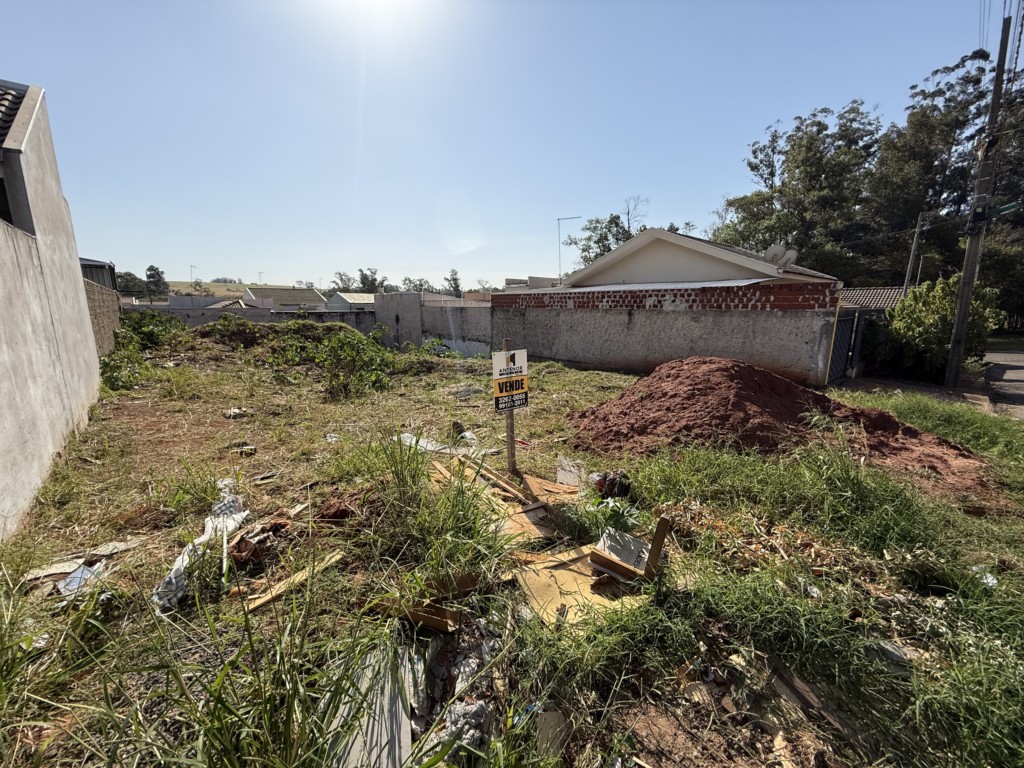 Terreno para venda no Jardim Paraiso II em Mandaguacu com 288m² por R$ 90.000,00
