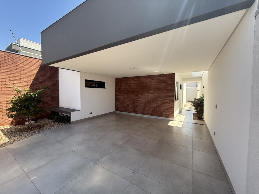 Casa Residencial para venda no Jardim Munique em Maringa com 200m² por R$ 760.000,00