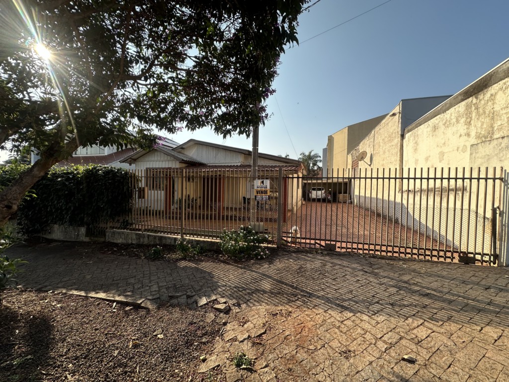 Casa Residencial para venda no Zona 02 em Maringa com 335,07m² por R$ 650.000,00