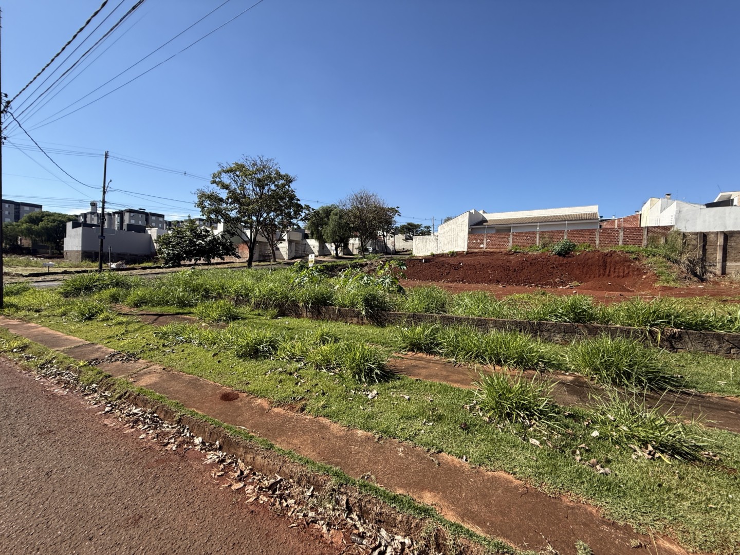 Terreno para venda no Parque Taruma em Maringa com 686,08m² por R$ 700.000,00