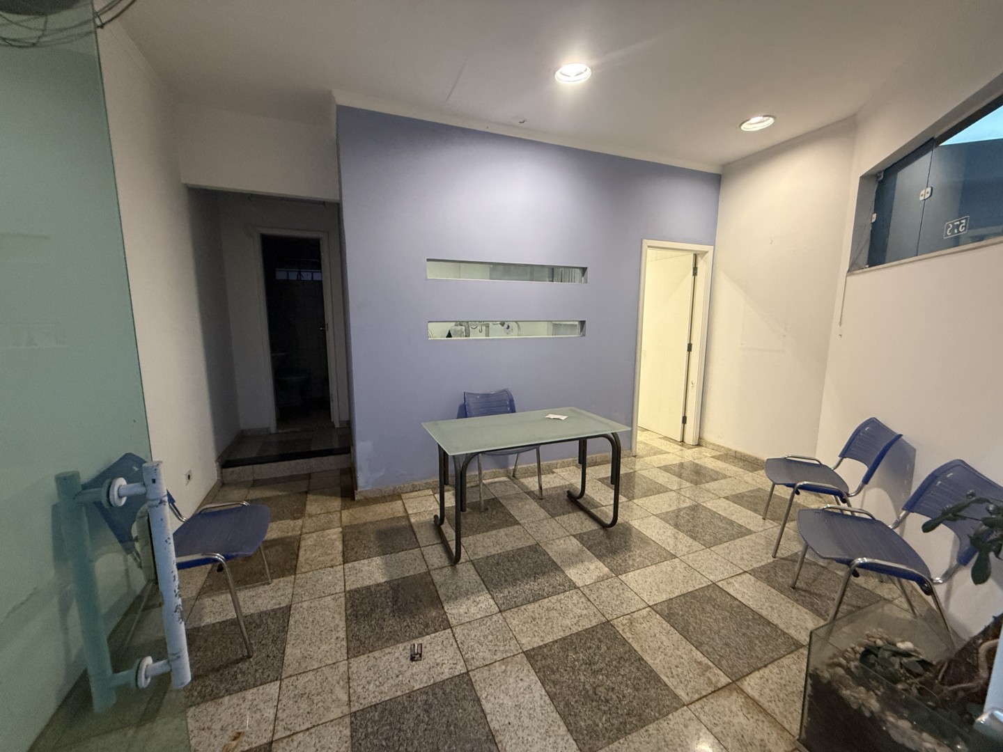 Cjto Comercial/sala para locacao no Jardim America em Maringa com 35m² por R$ 1.650,00