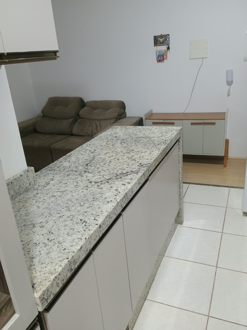 Apartamento para venda no Chacaras Aeroporto em Maringa com 68m² por R$ 290.000,00