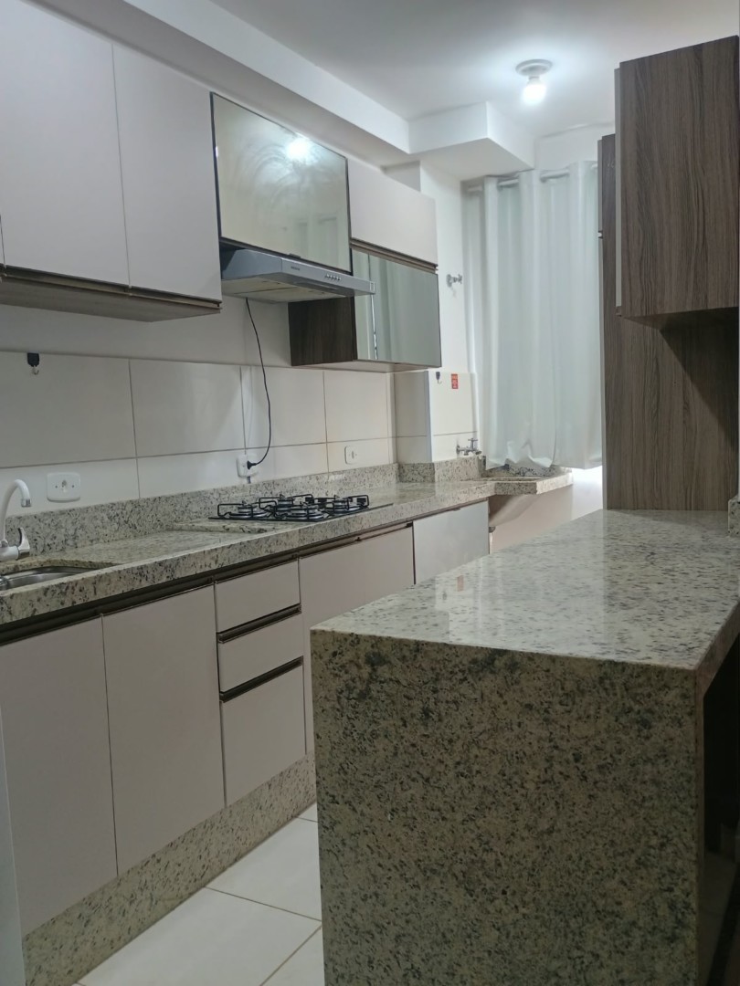 Apartamento para venda no Chacaras Aeroporto em Maringa com 68m² por R$ 290.000,00