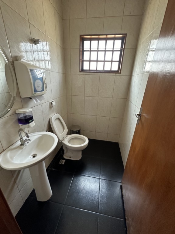 Barracão_galpão para venda no Zona 05 em Maringa com 562,5m² por R$ 2.300.000,00