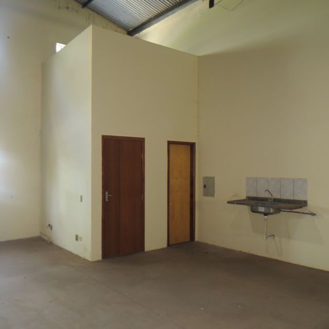Barracão_galpão para venda no Conjunto Residencial Ney Braga em Maringa com 432m² por R$ 1.600.000,00