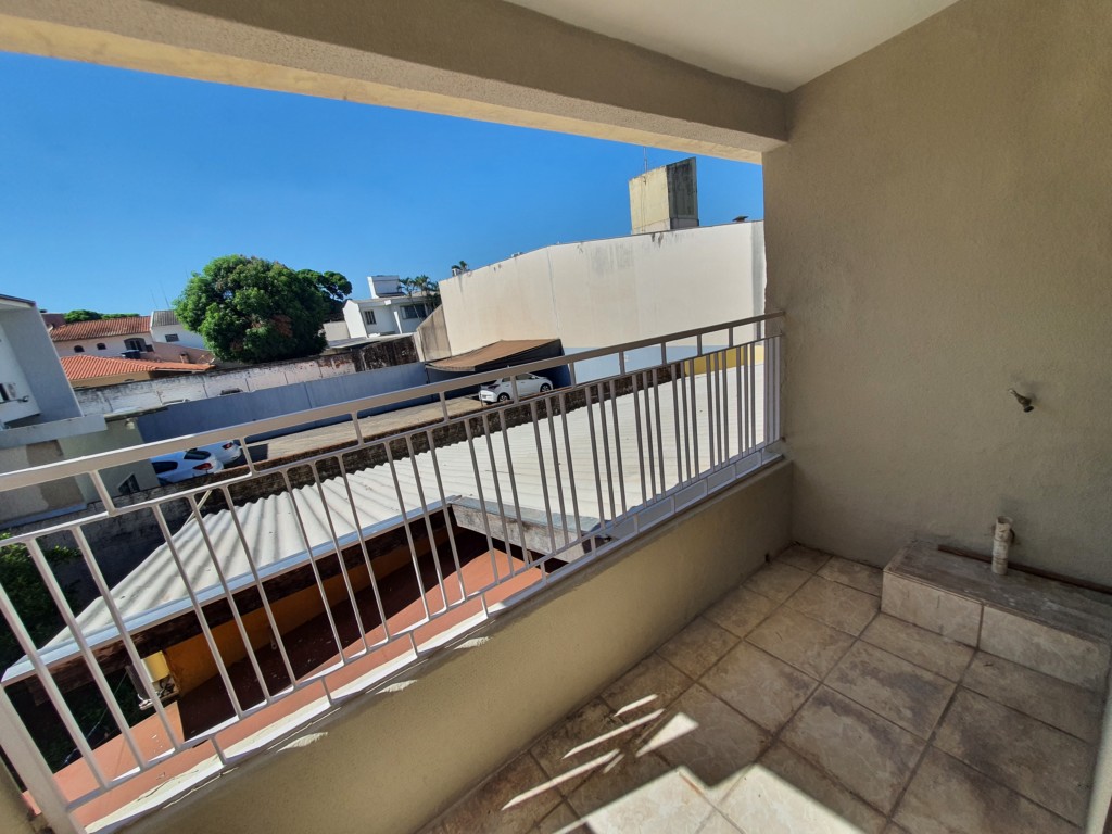 Apartamento para locacao no Zona 04 em Maringa com 70m² por R$ 1.500,00
