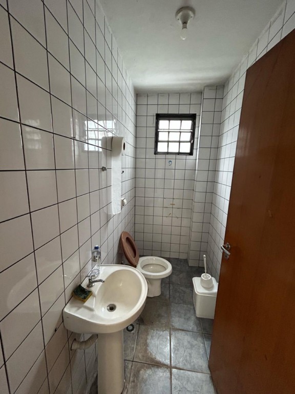 Barracão_galpão para locacao no Jardim Ipanema em Maringa com 270m² por R$ 7.500,00