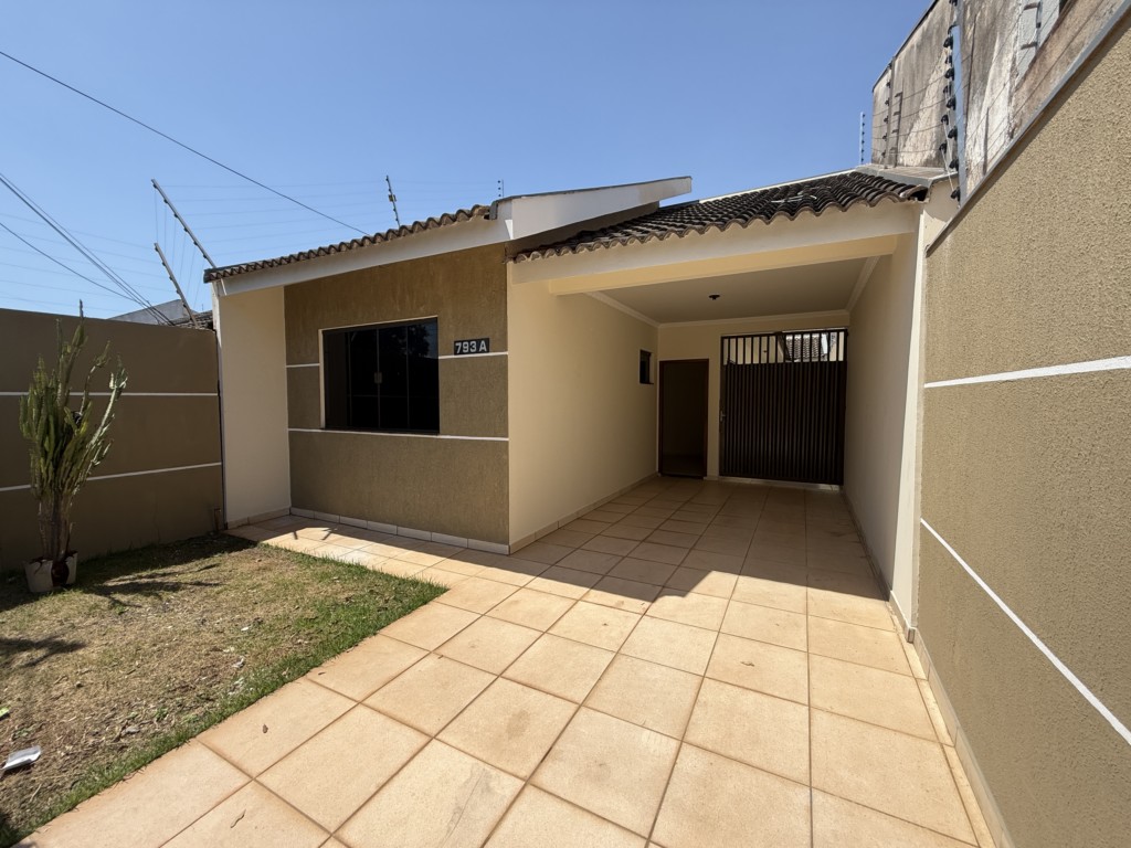 Casa Residencial para venda no Jardim Santa Helena em Maringa com 150,15m² por R$ 430.000,00