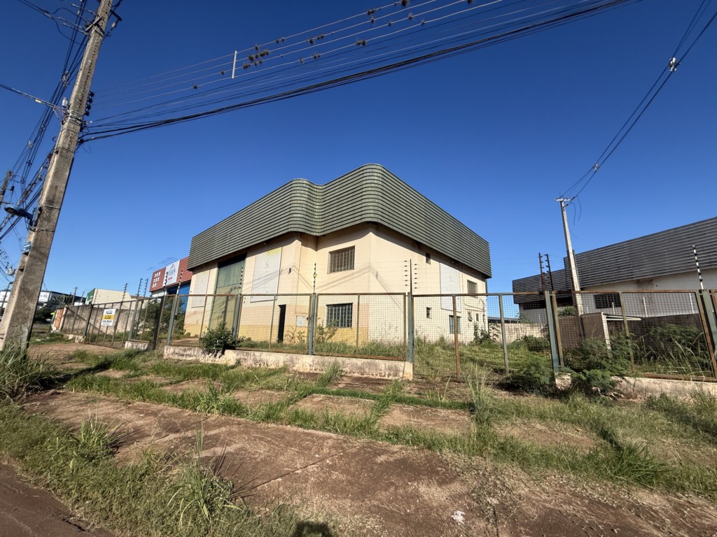 Barracão_galpão para locacao no Parque Industrial em Maringa com 1.079,55m² por R$ 11.000,00