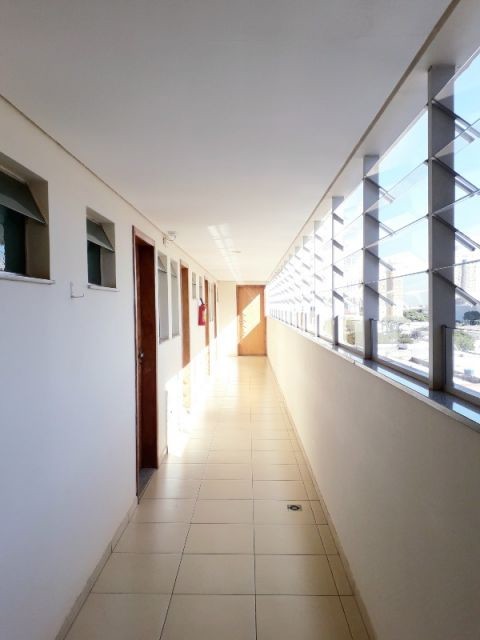 Apartamento para locacao no Zona 01 em Maringa com 55m² por R$ 1.100,00