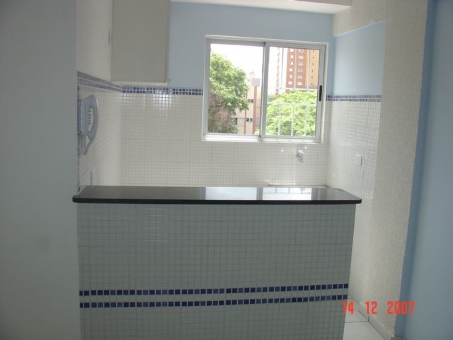 Apartamento para locacao no Zona 07 em Maringa com 0m² por R$ 650,00