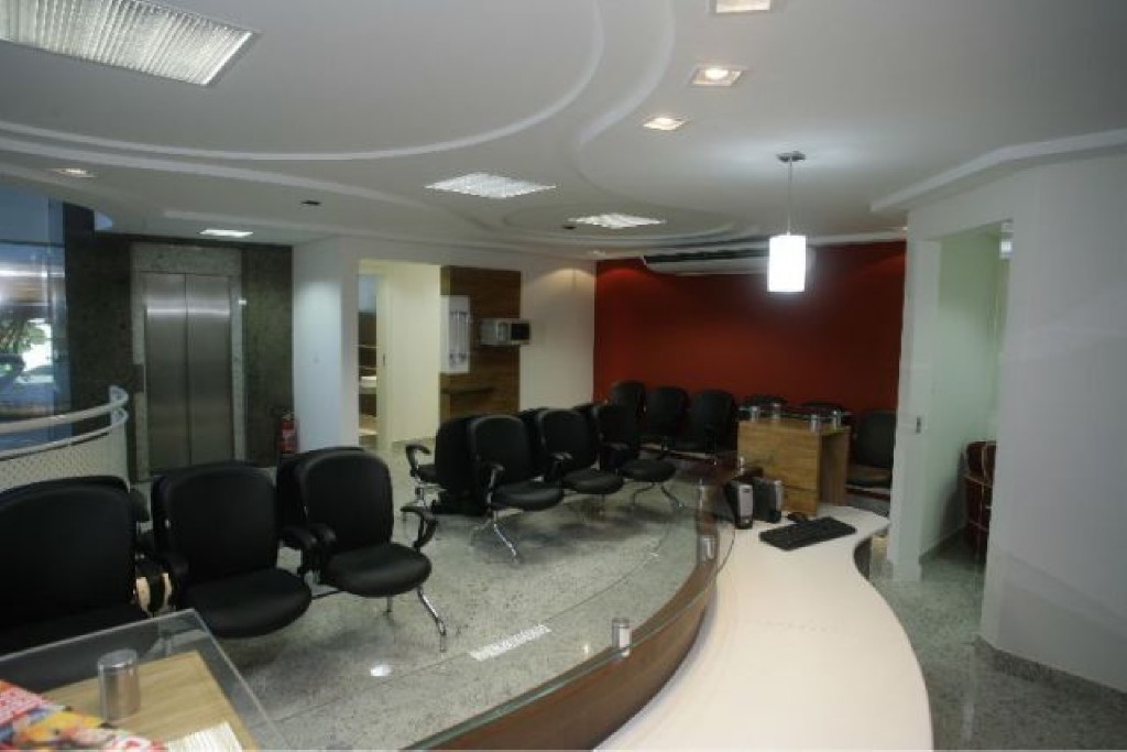 Cjto Comercial/sala para locacao no Zona 05 em Maringa com 20m² por R$ 1.700,00