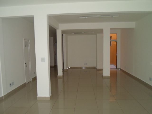 Cjto Comercial/sala para locacao no Zona 01 em Maringa com 140m² por R$ 3.800,00