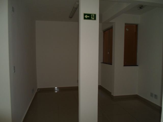 Cjto Comercial/sala para locacao no Zona 01 em Maringa com 140m² por R$ 3.800,00